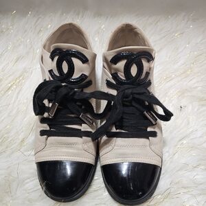 CHANEL Women's Black and Cream High-Top Sneakers